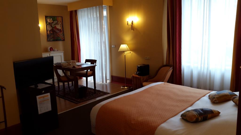 Ermitage Bouquet Hotel Rouen Ngoại thất bức ảnh