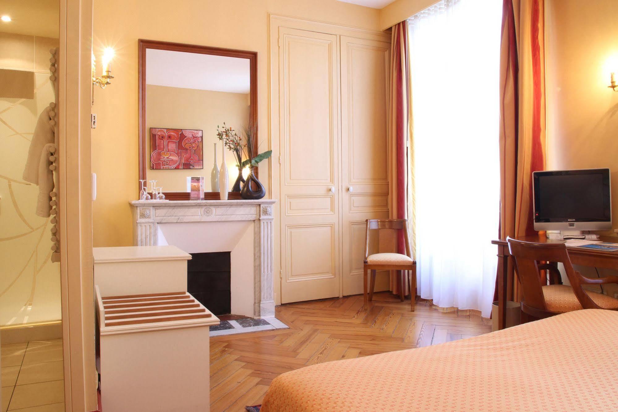 Ermitage Bouquet Hotel Rouen Ngoại thất bức ảnh