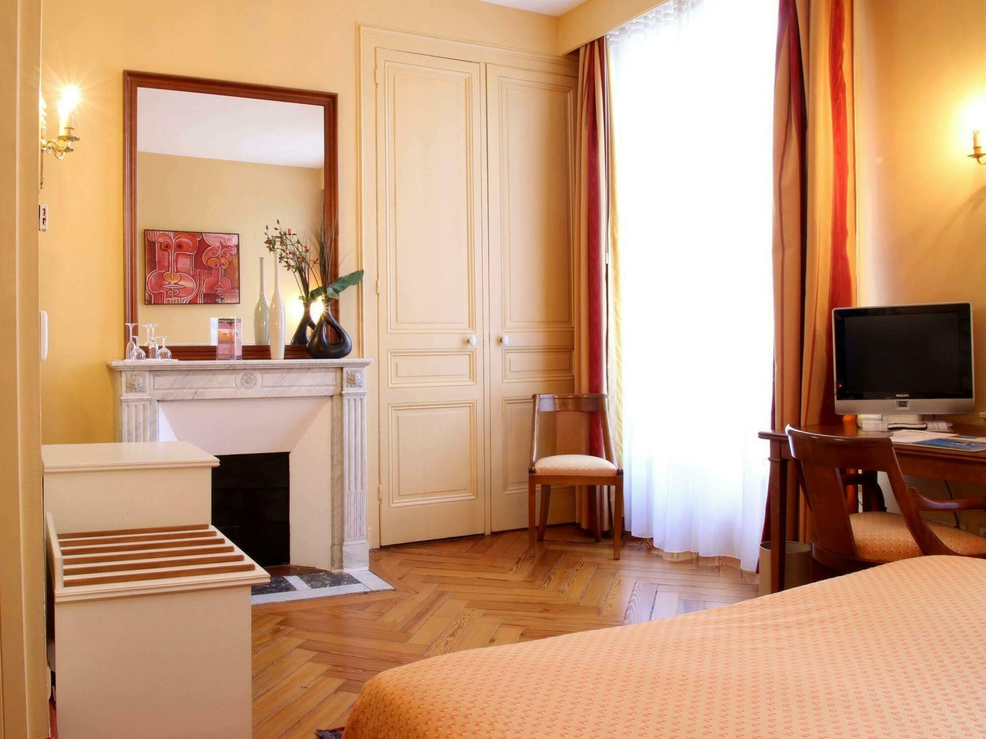 Ermitage Bouquet Hotel Rouen Ngoại thất bức ảnh